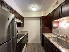 7150 W 20th Ave in Lakewood, CO - Building Photo - Building Photo