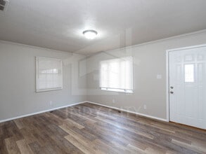 1935 N Tibbs Ave in Indianapolis, IN - Building Photo - Building Photo