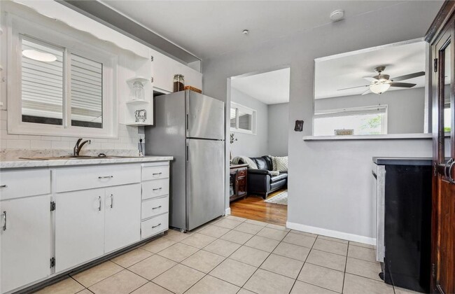 7056 Alan Dr in Denver, CO - Building Photo - Building Photo