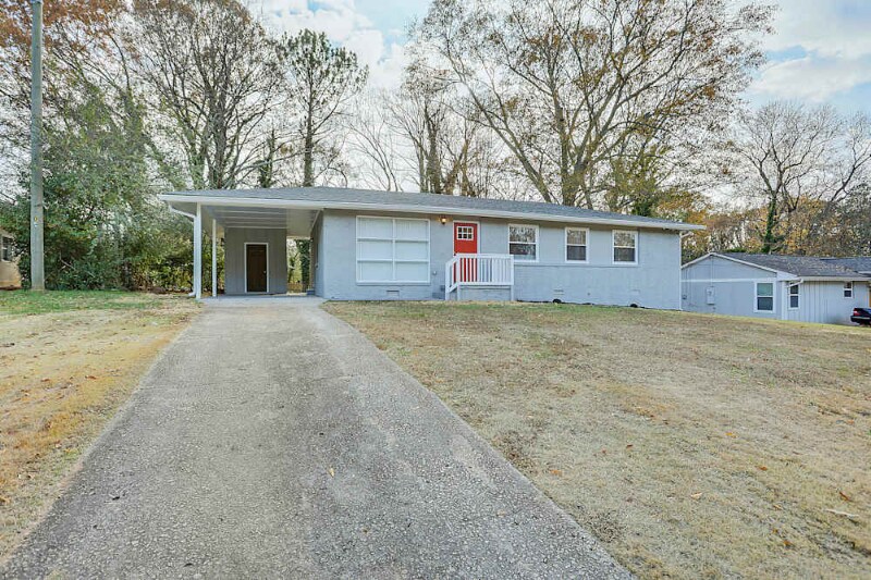 2755 Collier Dr NW in Atlanta, GA - Foto de edificio