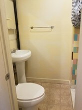 4087 Flower St-Unit -4087 #2 in Shasta Lake, CA - Building Photo - Building Photo