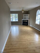 1009 Goffle Rd in Hawthorne, NJ - Building Photo - Building Photo