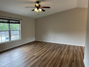 304 Vine St in New Haven, MO - Building Photo - Building Photo
