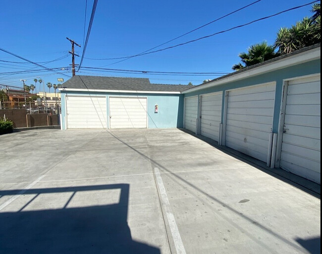 1733 Sichel St in Lincoln Heights, CA - Building Photo - Building Photo