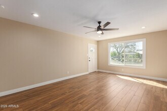 1102 E Alameda Dr in Tempe, AZ - Building Photo - Building Photo