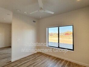 1653 Midtown Pl in Midwest City, OK - Foto de edificio - Building Photo