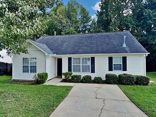 property at 2613 Fairstone Ave