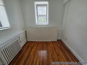 38-40 Cedar St in Worcester, MA - Building Photo - Building Photo