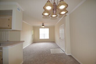 5616 Pinnacle Heights Cir in Tampa, FL - Building Photo - Building Photo