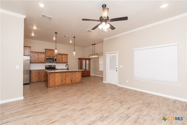 2060 Stillwell St in Nolanville, TX - Building Photo - Building Photo