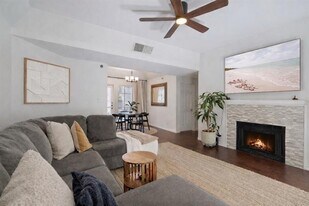 3105 San Jacinto St in Dallas, TX - Building Photo