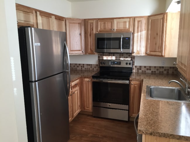 1416-1422 S Dotsero Dr