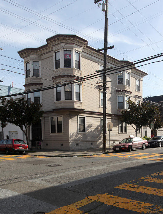 2681 22nd St in San Francisco, CA - Building Photo