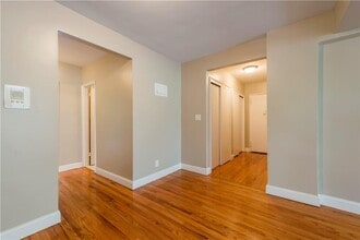 1133 Midland Ave in Yonkers, NY - Foto de edificio - Building Photo