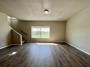 3746 Saddle Horn Trail in Ogden, KS - Building Photo - Building Photo