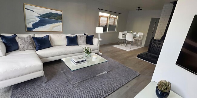 property at 1930 Magnolia Ave