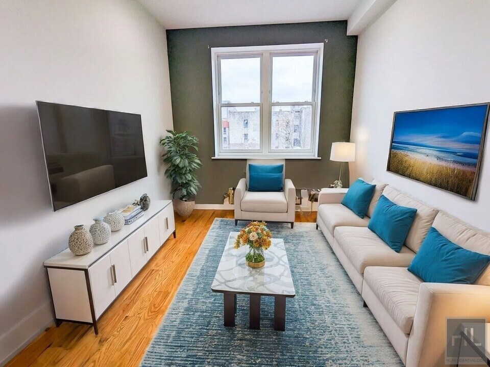 516 W 162nd St in New York, NY - Building Photo
