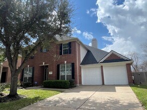 8519 Babbling Brook Ct in Sugar Land, TX - Building Photo - Building Photo