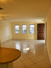 1222-1222 SE 8th St in Cape Coral, FL - Building Photo - Building Photo
