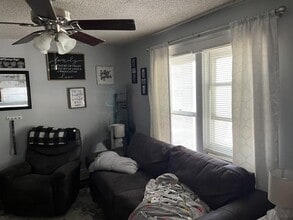 1128 State St in Emporia, KS - Building Photo - Building Photo