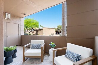 7009 E Acoma Dr in Scottsdale, AZ - Building Photo - Building Photo