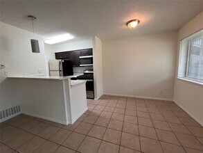 1202 Newning Ave in Austin, TX - Building Photo - Building Photo