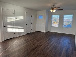 608 Short Leaf in Oronogo, MO - Building Photo - Building Photo