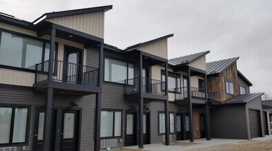 460 Washington St in Amherst, WI - Building Photo - Building Photo