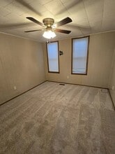 992 W Pike St in Clarksburg, WV - Building Photo - Building Photo