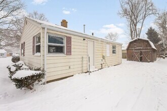 1424 Joyce Dr in South Bend, IN - Building Photo - Building Photo