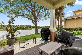 855 Marina del Ray Ln in West Palm Beach, FL - Building Photo - Building Photo