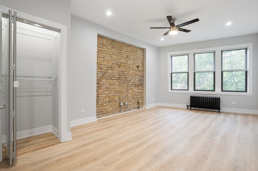 7503 N Eastlake Ter, Unit 3 in Chicago, IL - Building Photo