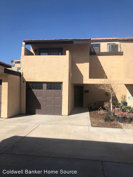 14736 Chaparral Ln Photo