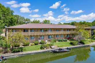 Pirate Island Apartments in Monona, WI - Building Photo - Building Photo