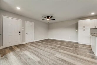3155 Stag Rd in Dallas, TX - Building Photo - Building Photo