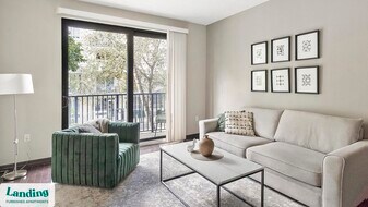 440 NE 4th Ave in Fort Lauderdale, FL - Building Photo