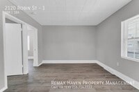2120 Robin St photo'