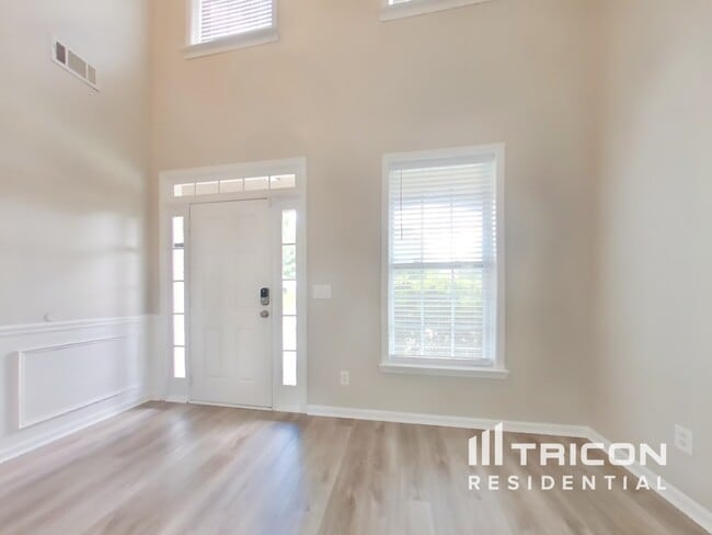 9106 Valleyview Ct in Union City, GA - Building Photo - Building Photo