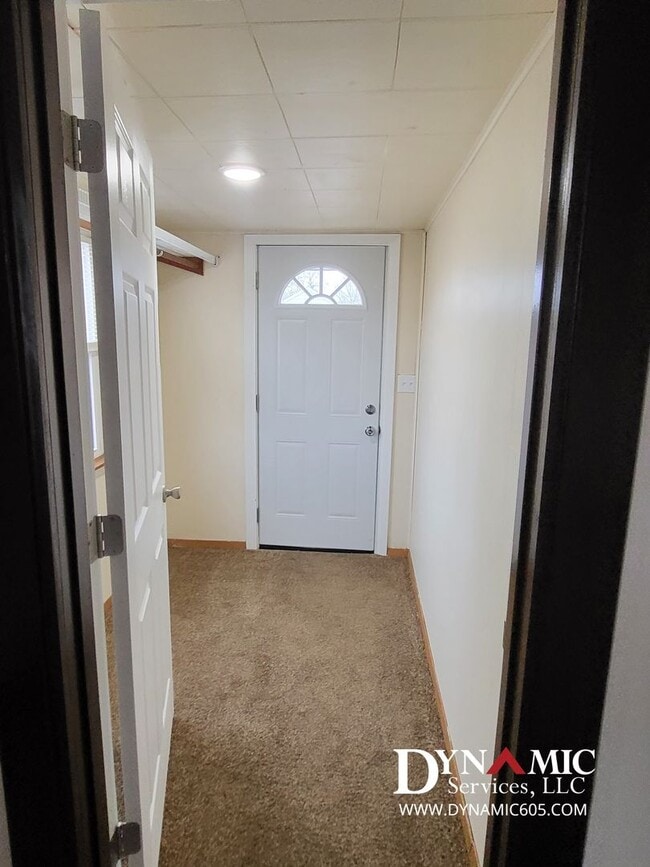 1417 W 10th St in Sioux Falls, SD - Building Photo - Building Photo