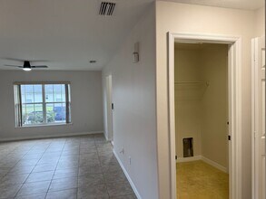 122 Brightview Dr in Lake Mary, FL - Foto de edificio - Building Photo