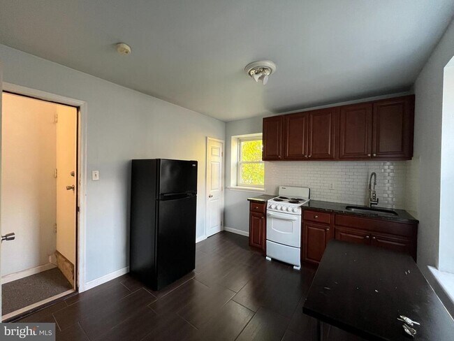 425 N 41st St in Philadelphia, PA - Building Photo - Building Photo