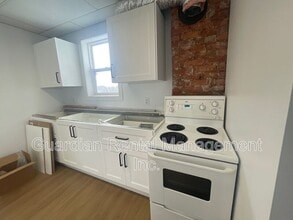 245 McIntyre St in Thunder Bay, ON - Building Photo - Building Photo