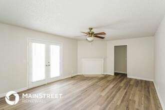 3804 Hillshire Dr in Nashville, TN - Building Photo - Building Photo