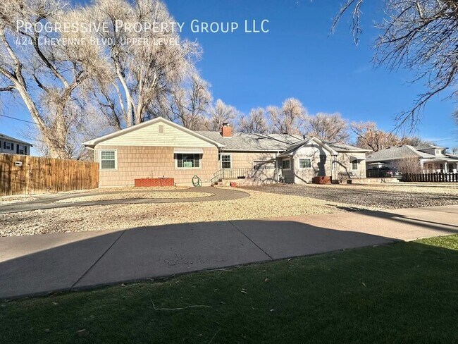 property at 424 Cheyenne Blvd