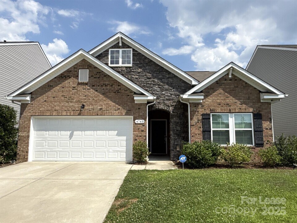 4745 Abendego Rd in Charlotte, NC - Building Photo