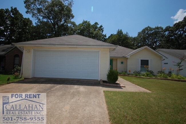 105 Spring Oak Dr in Sherwood, AR - Building Photo - Building Photo