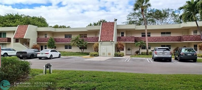 3151 N Course Ln in Pompano Beach, FL - Building Photo - Building Photo