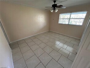 2827 Jackson St, Unit H5 in Ft. Myers, FL - Building Photo - Building Photo