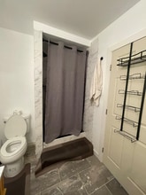 7384 S Susquehanna Trail in Port Trevorton, PA - Foto de edificio - Building Photo