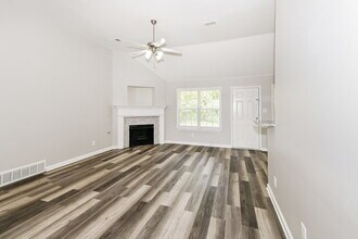 10594 Wyckford Dr in Olive Branch, MS - Building Photo - Building Photo